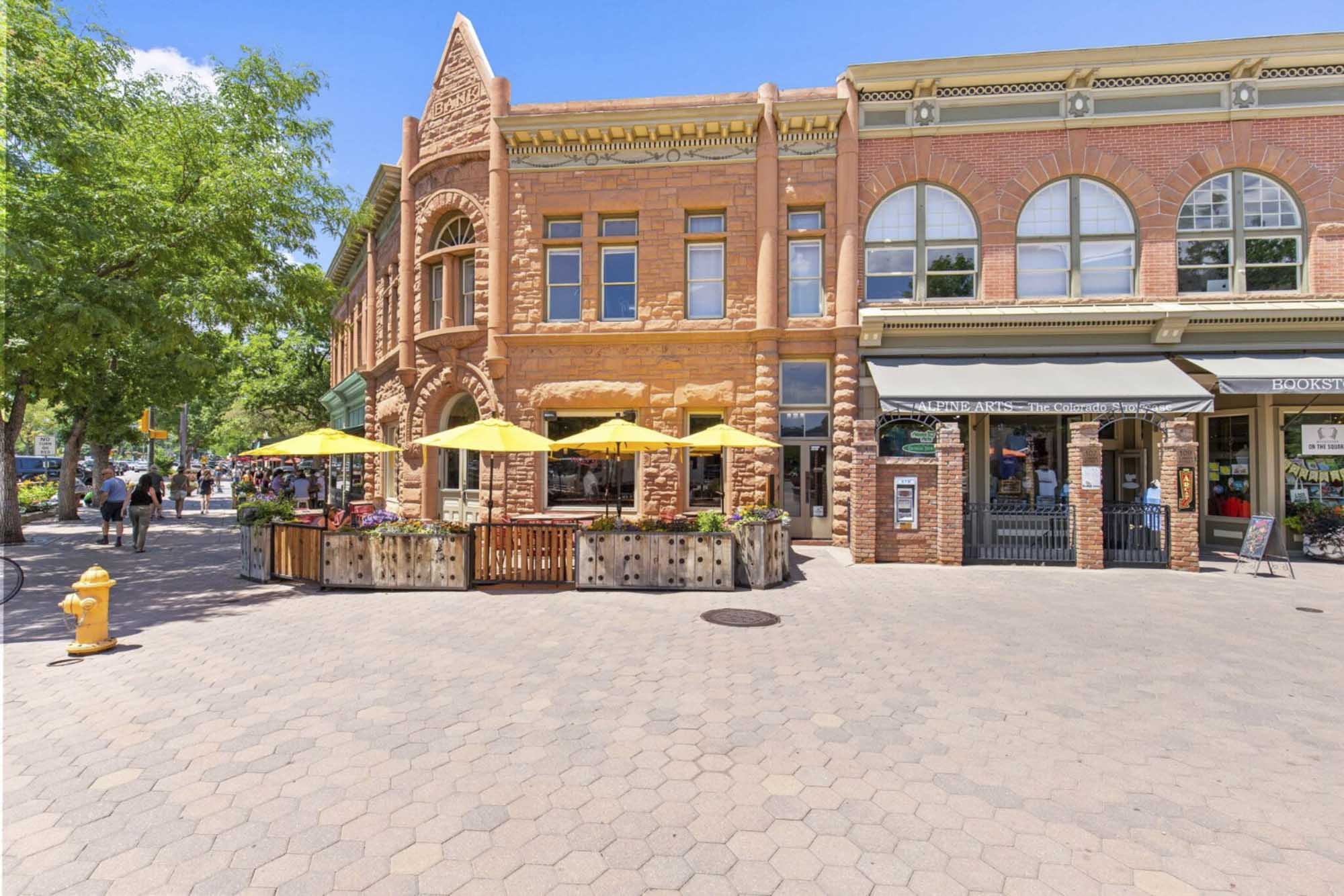 Dining in Old Town Square Fort Collins